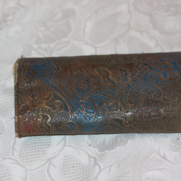 ANTIQUE ART DECO FLOWER BAKELITE VAINTY MANICURE SET in CASE  7 pieces - Picture 6 of 6